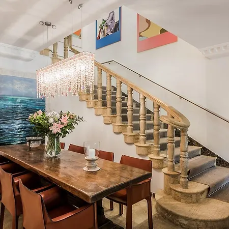The By The House Bed & Breakfast 3*