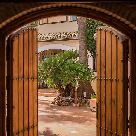 Bed & Breakfast The By The House 3*